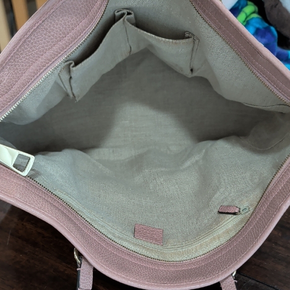 Gucci Pink and Beige Signature Tote - Picture 16 of 16